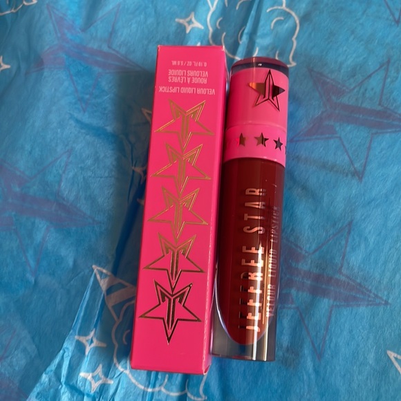 Jeffree Star - Velour Liquid Lipstick - shade designer blood - Picture 3 of 3
